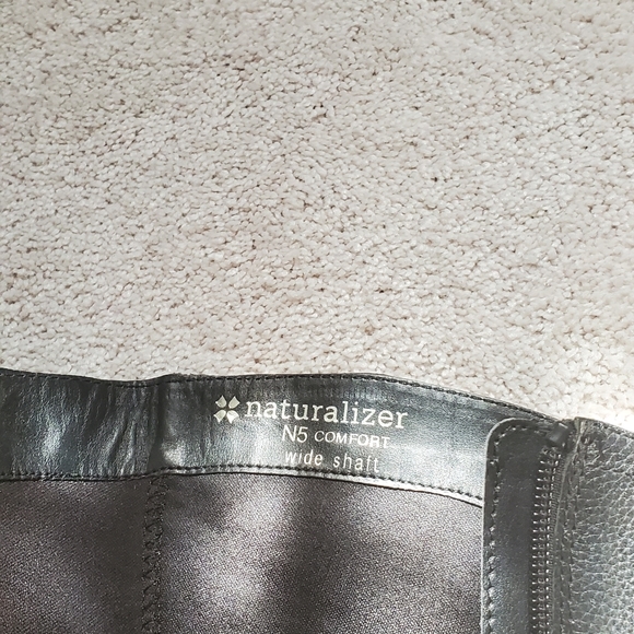 Wide calf tall black leather boots - Picture 3 of 4